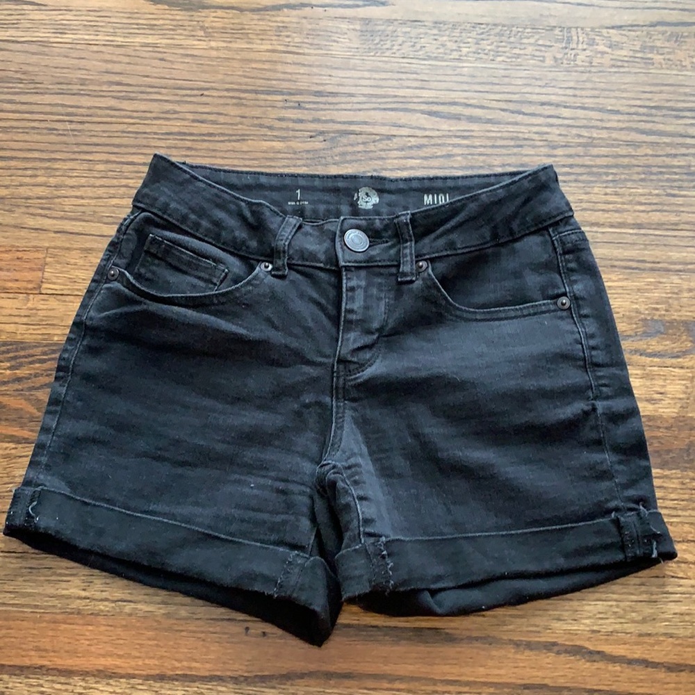 Basic black midi denim shorts